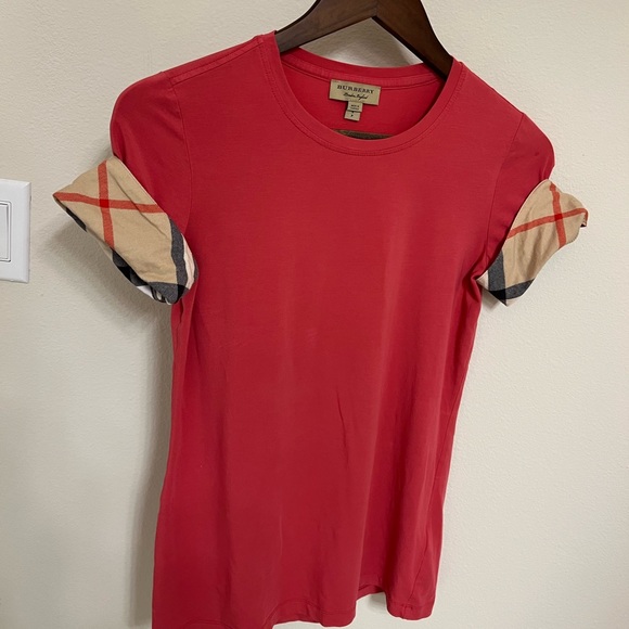 Burberry pink T-shirt - Picture 2 of 4